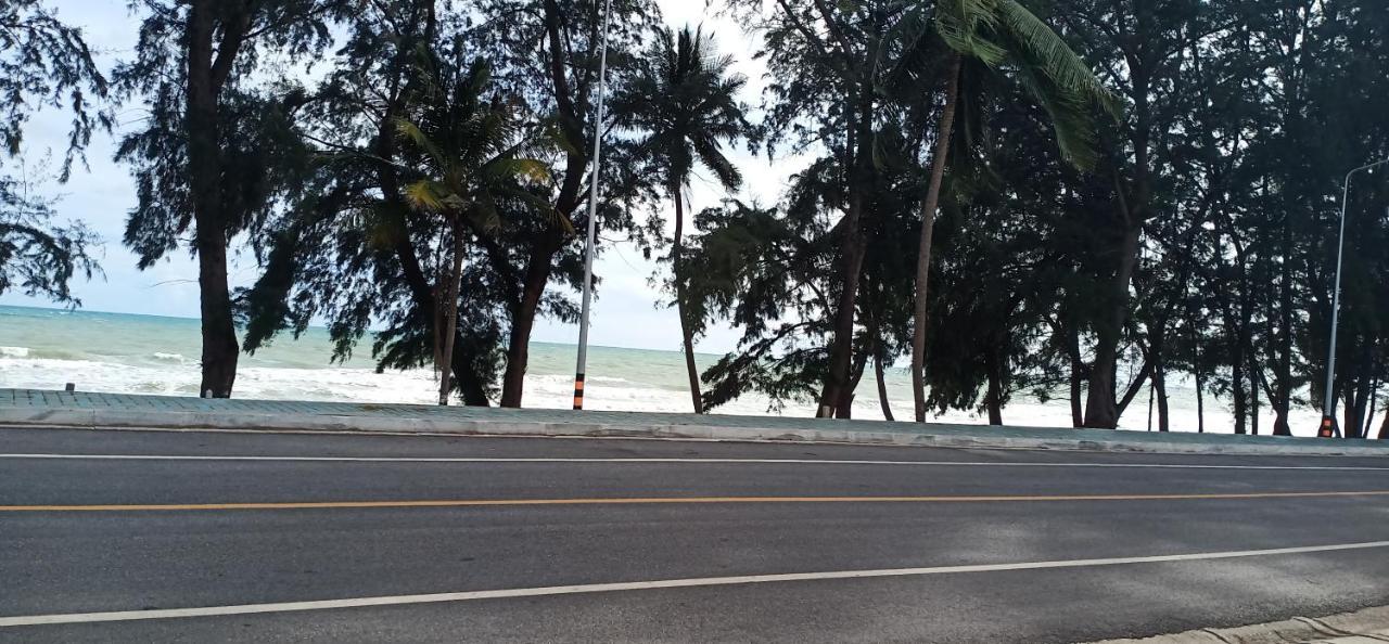 Sammy Seaview Mae Ramphueng Beach Front Golden Elephant บ้านช้างทองวิวทะเลหน้าหาดแม่รำพึง 라용 외부 사진